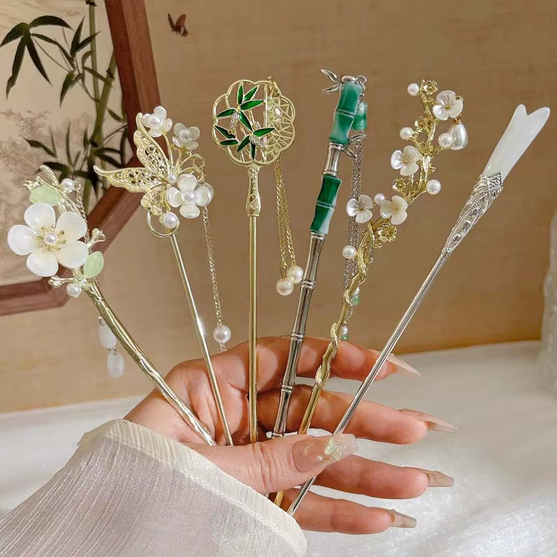 Retro Chinese Style Tassel Hair Clip for Women Hair Stick Pins Flower Handmade Hairpins Charm Jewelry Accessories Hair Ornaments