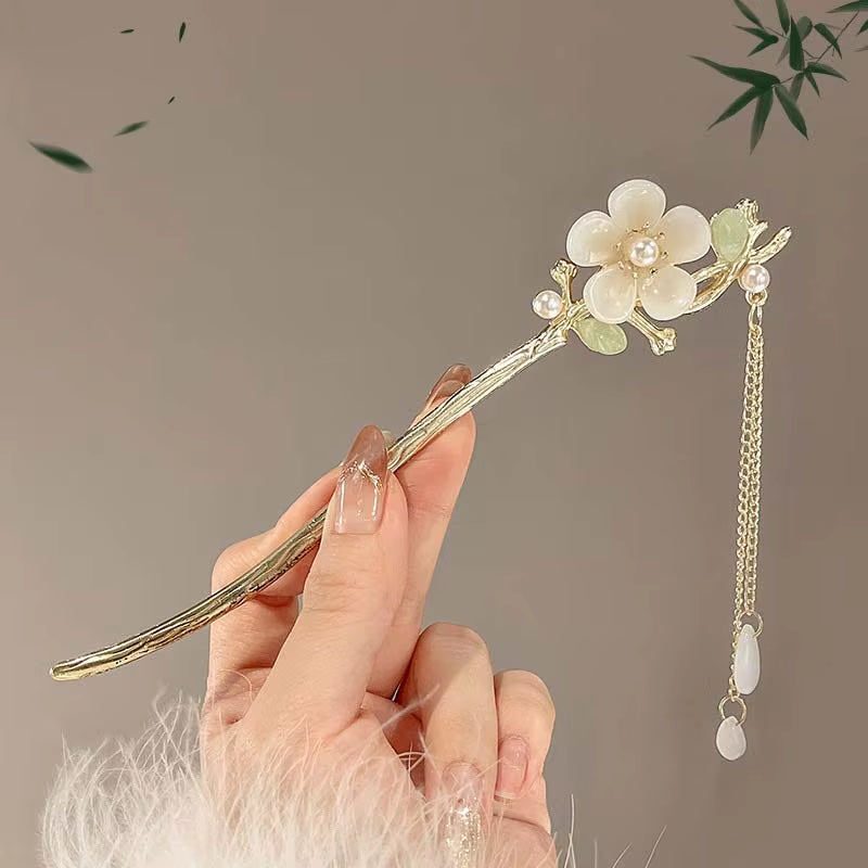 Retro Chinese Style Tassel Hair Clip for Women Hair Stick Pins Flower Handmade Hairpins Charm Jewelry Accessories Hair Ornaments